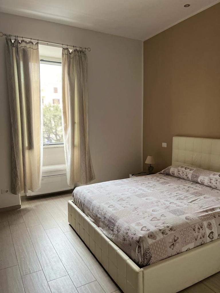 Hotel La Piazzetta Anzio Esterno foto