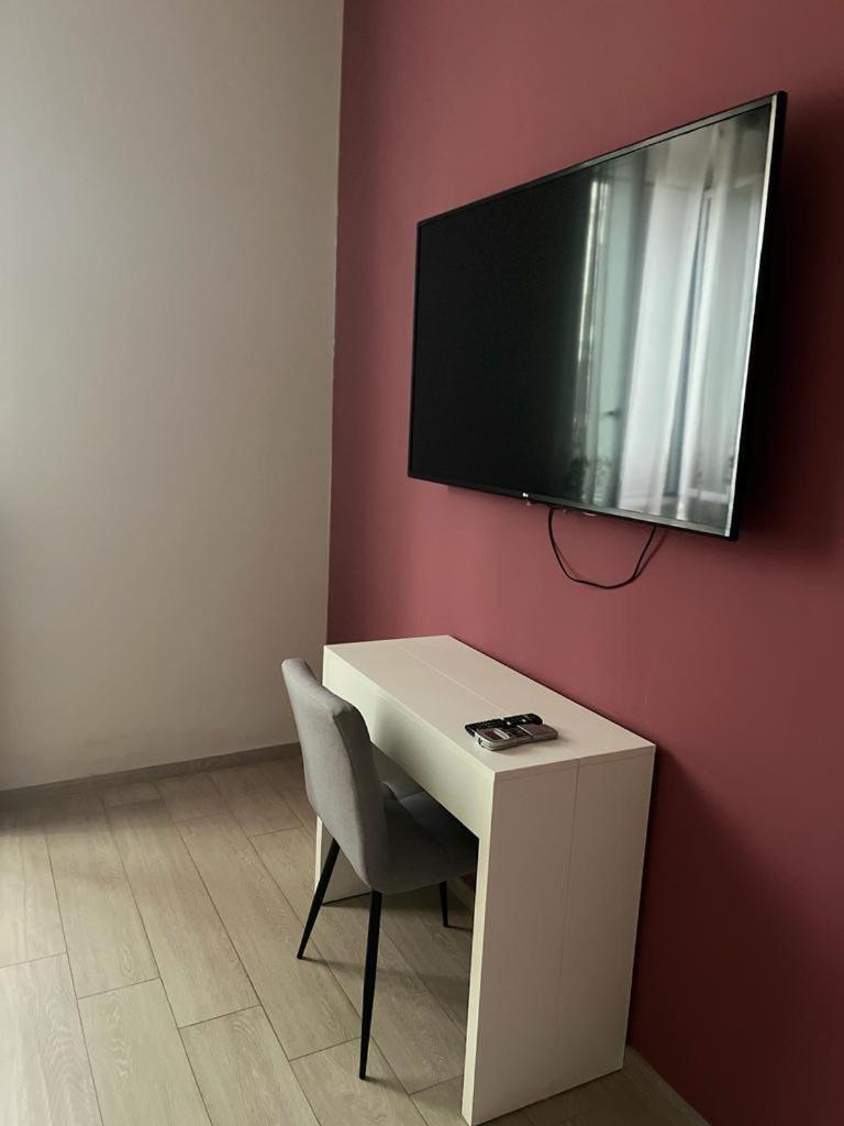 Hotel La Piazzetta Anzio Esterno foto