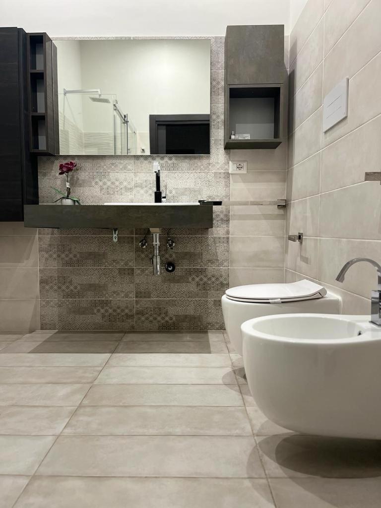 Hotel La Piazzetta Anzio Esterno foto